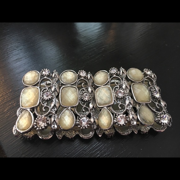 Dressy bracelet collection - Picture 3 of 4